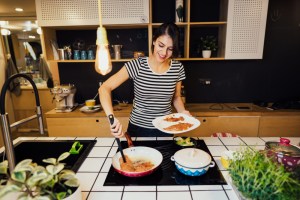 woman cooking keit diet food