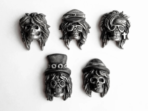metal Guns N Rose skull pins
