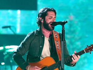 Thomas Rhett Says He Has A 'Lot To Learn' About His Voice