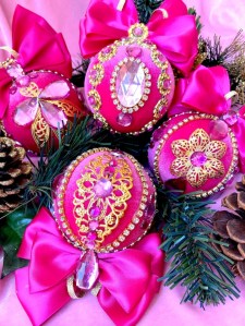 hot pink christmas ornaments