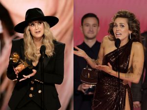 Lainey Wilson wore a black suit and hat on the Grammy stage, and Miley Cyrus wore a black dress on the Grammy stage.