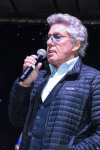 Roger Daltrey switches on the Marylebone Christmas lights