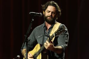 Thomas Rhett performs onstage during NSAI 2022 Nashville Songwriter Awards