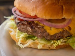 Juicy burger. The best Georgia burger has been revealed, thanks to the tasting experts at Reader's Digest.