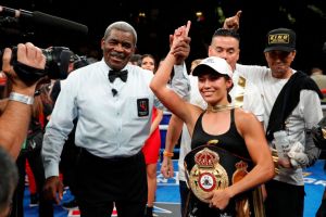 Seniesa Estrada v Marlen Esparza